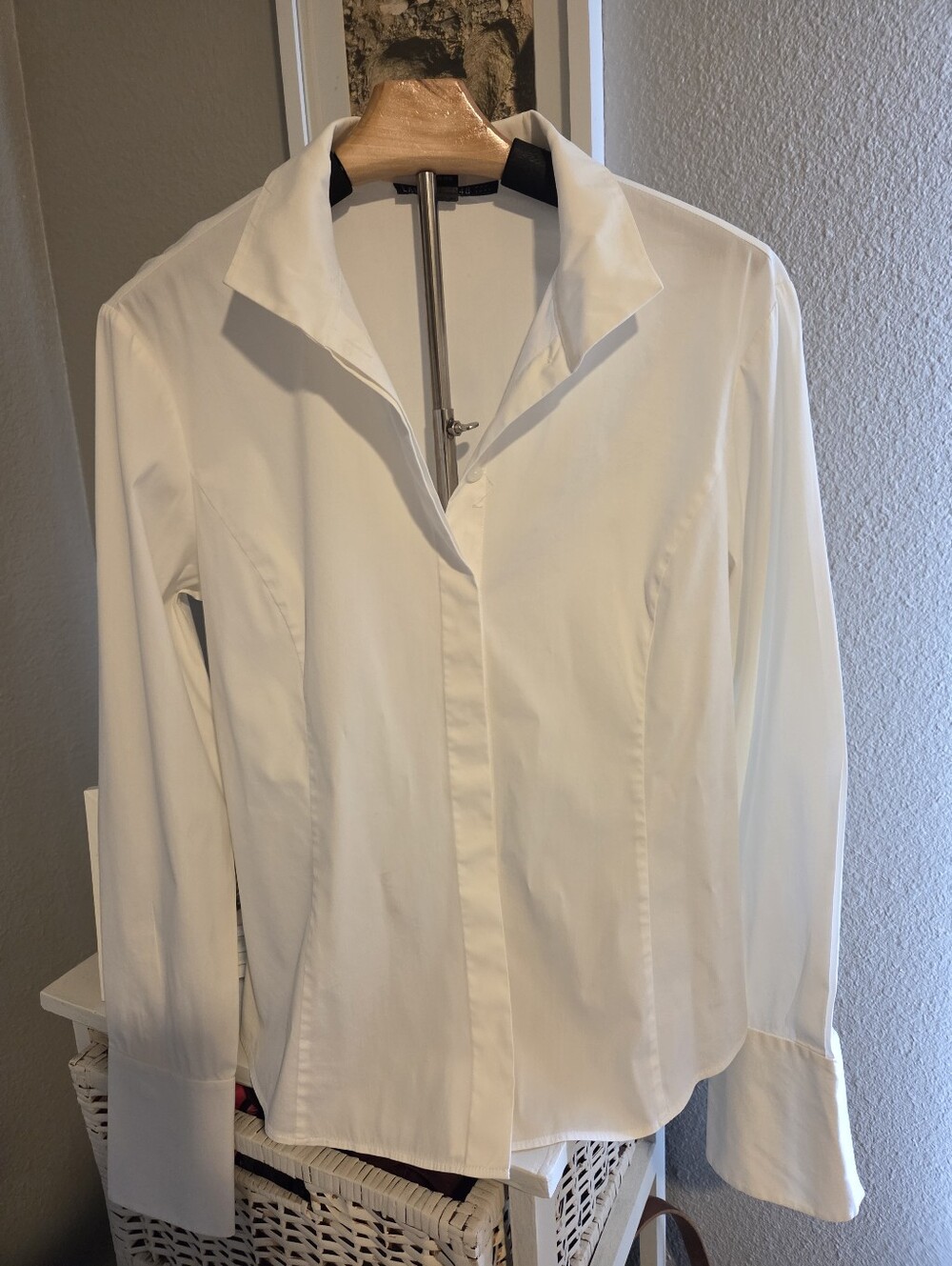 Lafayette 148 New York White Button-Front Collared Shirt